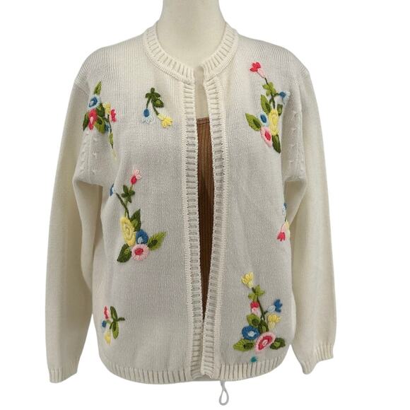 Specialty House Fashion Cardigan Sweater SZ M VTG Knit White Floral Embroidered - Picture 1 of 5